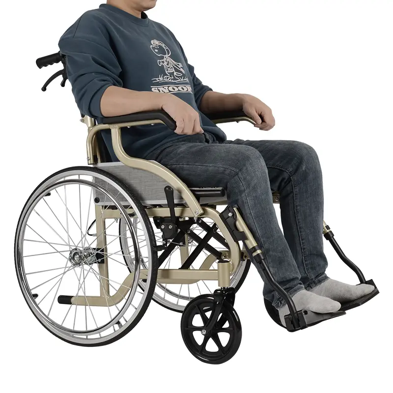 Điều gì làm cho một chiếc xe lăn gấp trở thành sự lựa chọn cho tính di động và độc lập?
